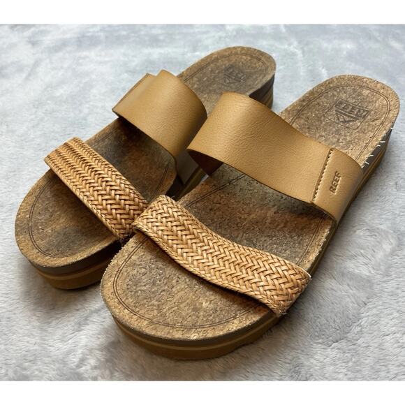Reef Cushion Vista Hi Platform Sandals Womens 10 Tan Strappy Beach Slip On - Picture 1 of 7